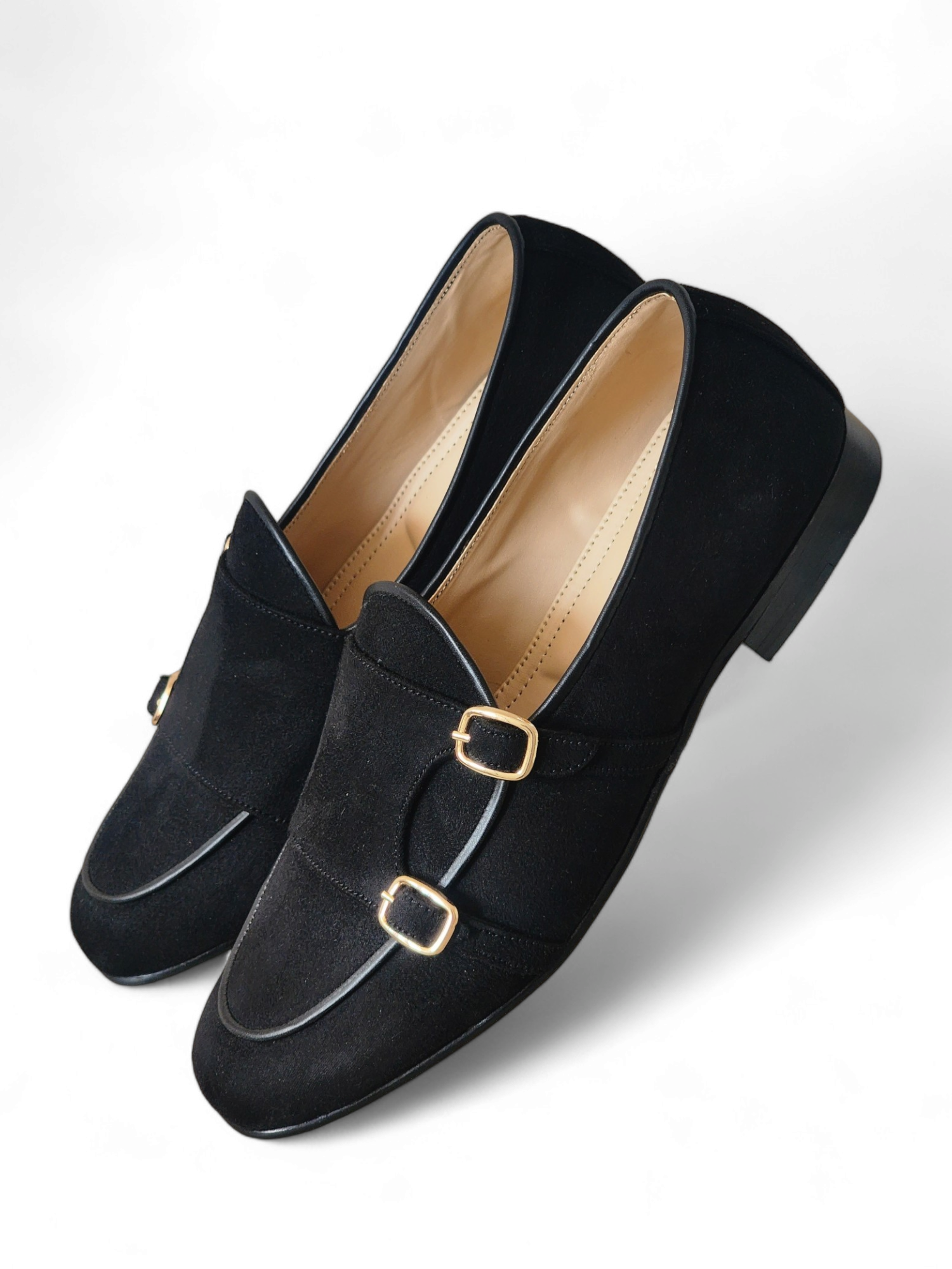 Osaka - Black suede