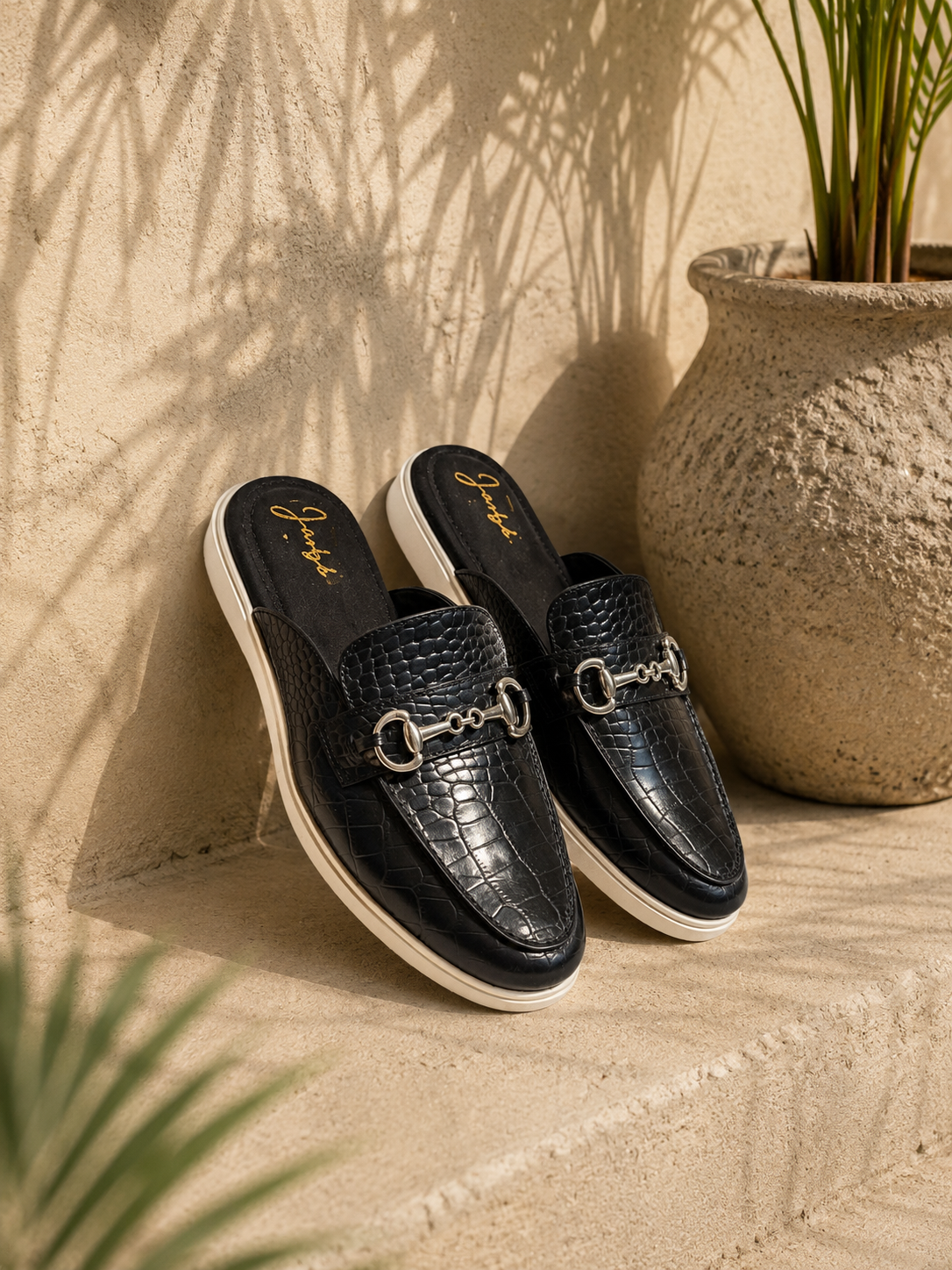 Black croc