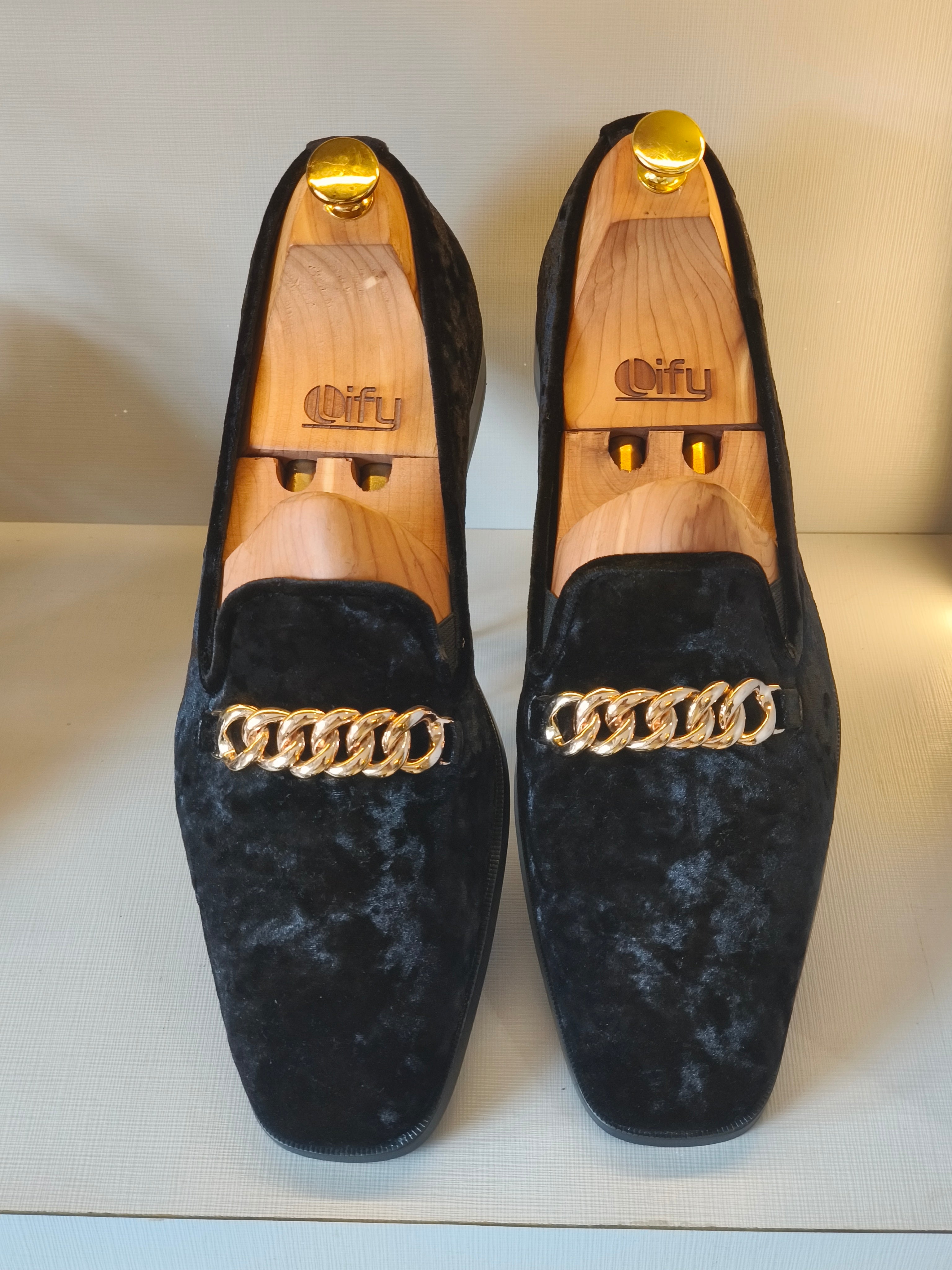Kane - Crushed Black Velvet
