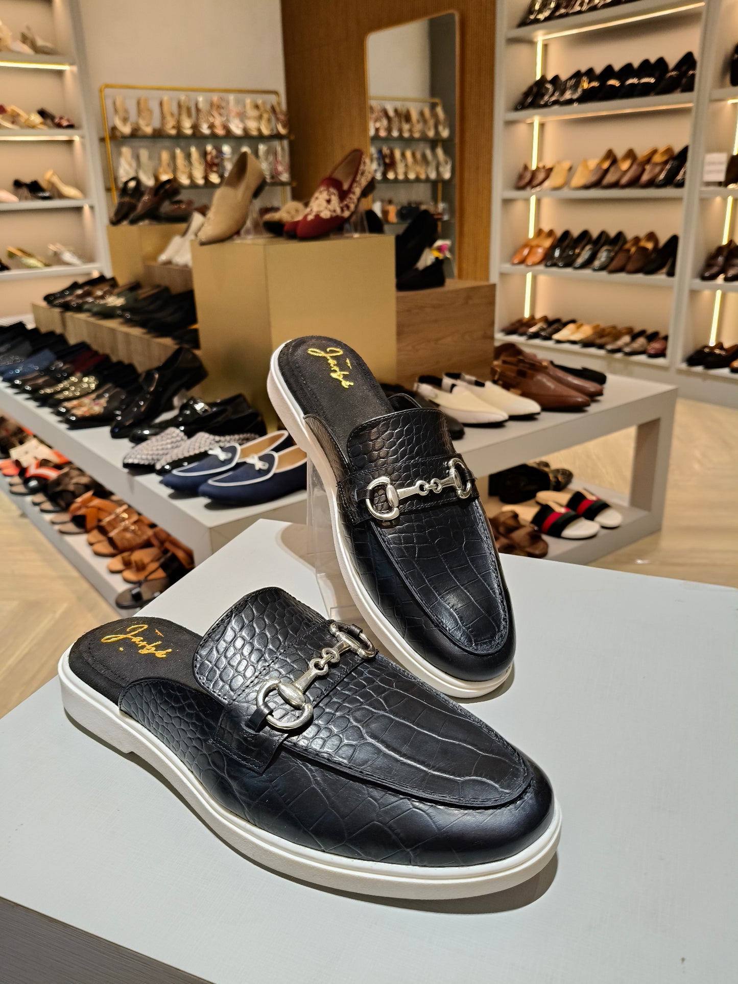 Black croc